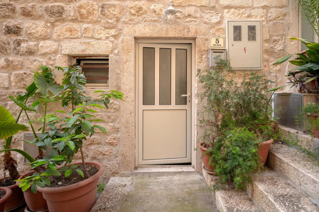 Harbourside Guesthouse Mandina - Zf Hvar Hvar Town Buitenkant foto